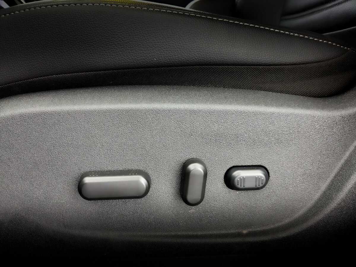 Купить Ford Kuga с пробегом. Фото: #16