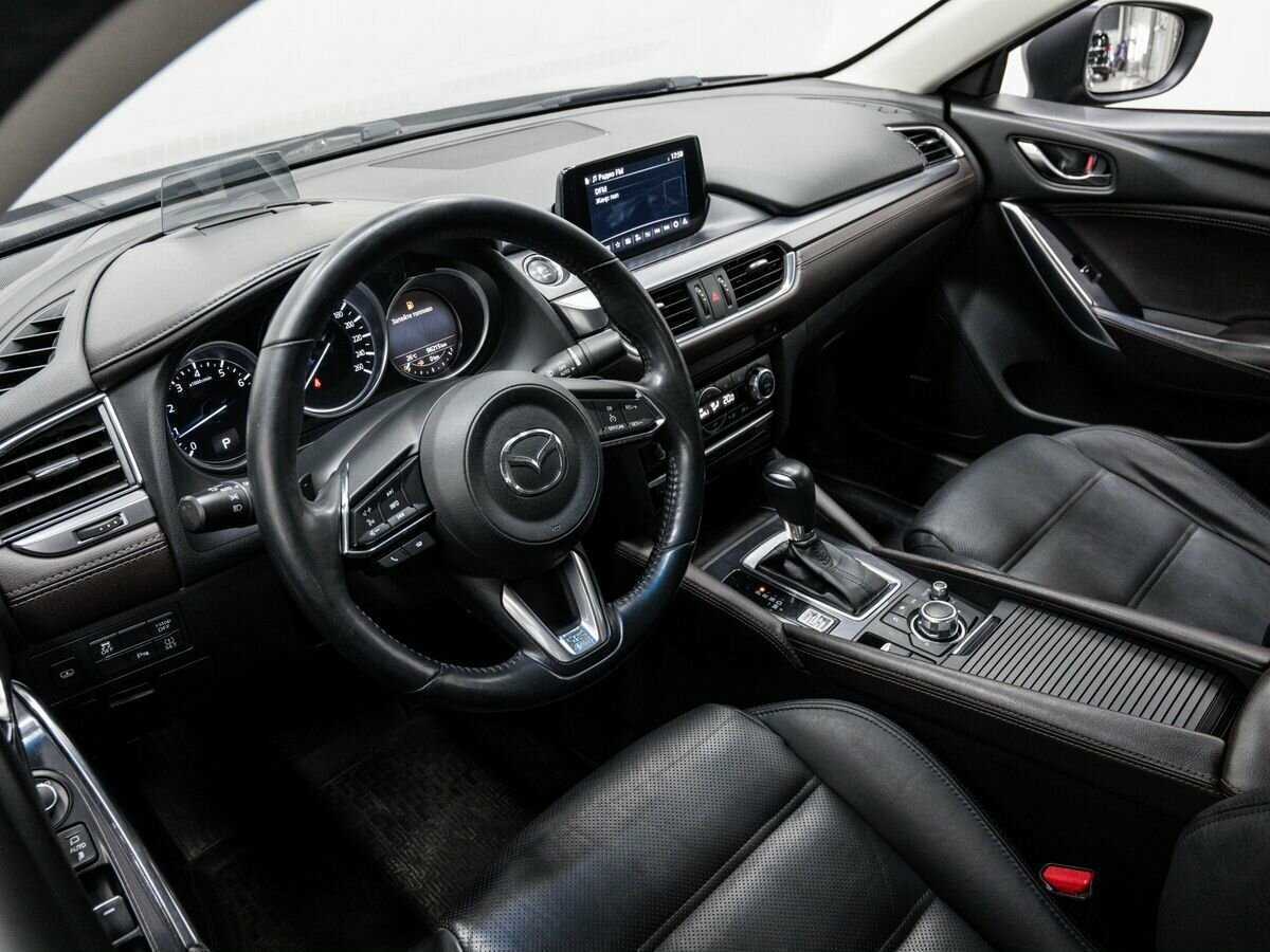 Купить Mazda 6 с пробегом. Фото: #11