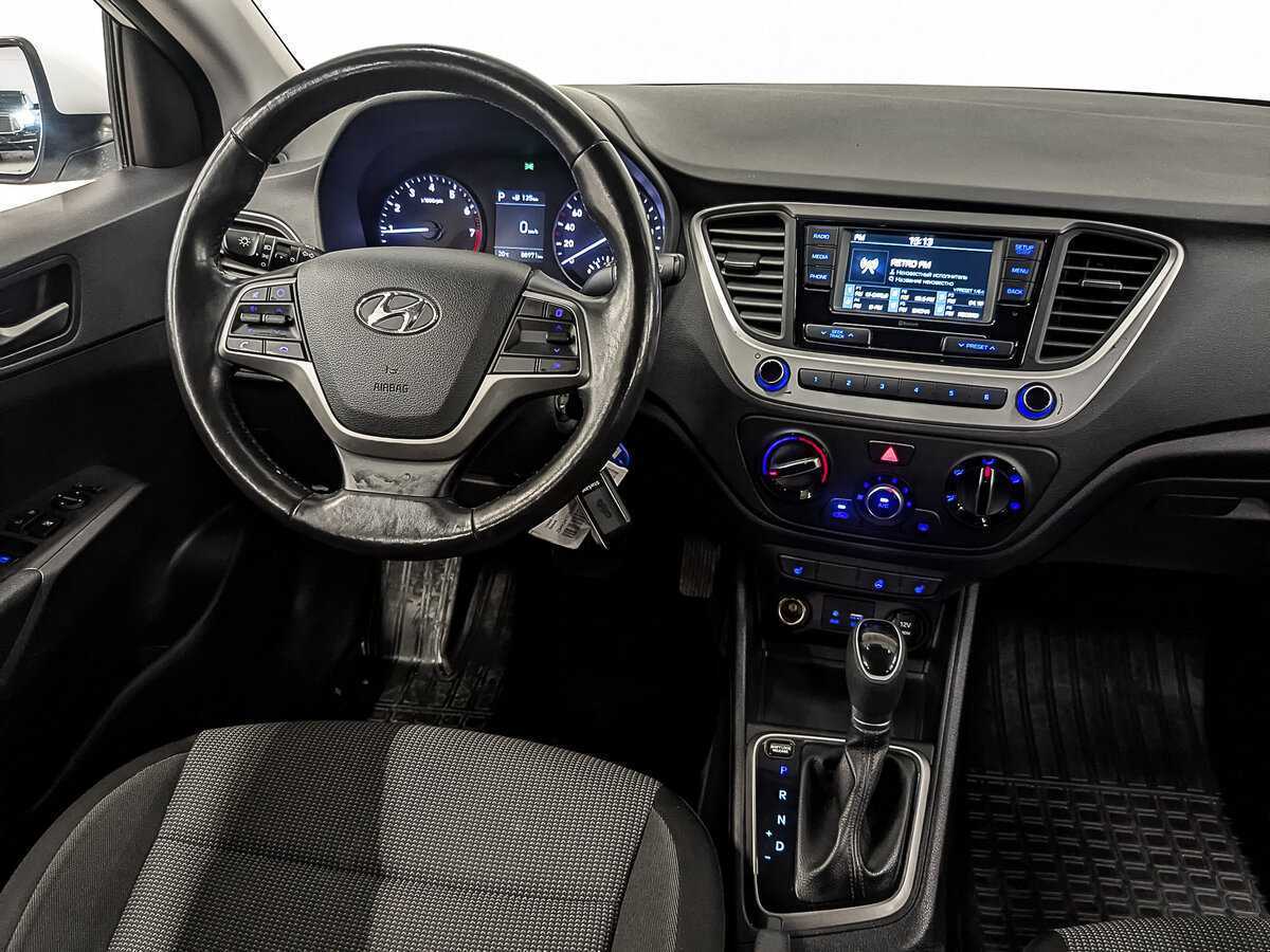 Купить Hyundai Solaris с пробегом. Фото: #25