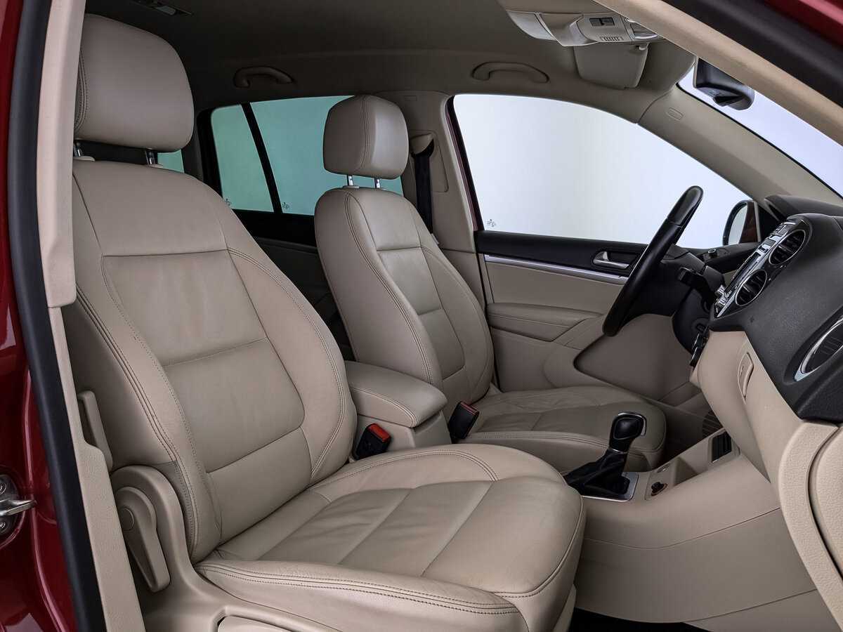 Купить Volkswagen Tiguan с пробегом. Фото: #19