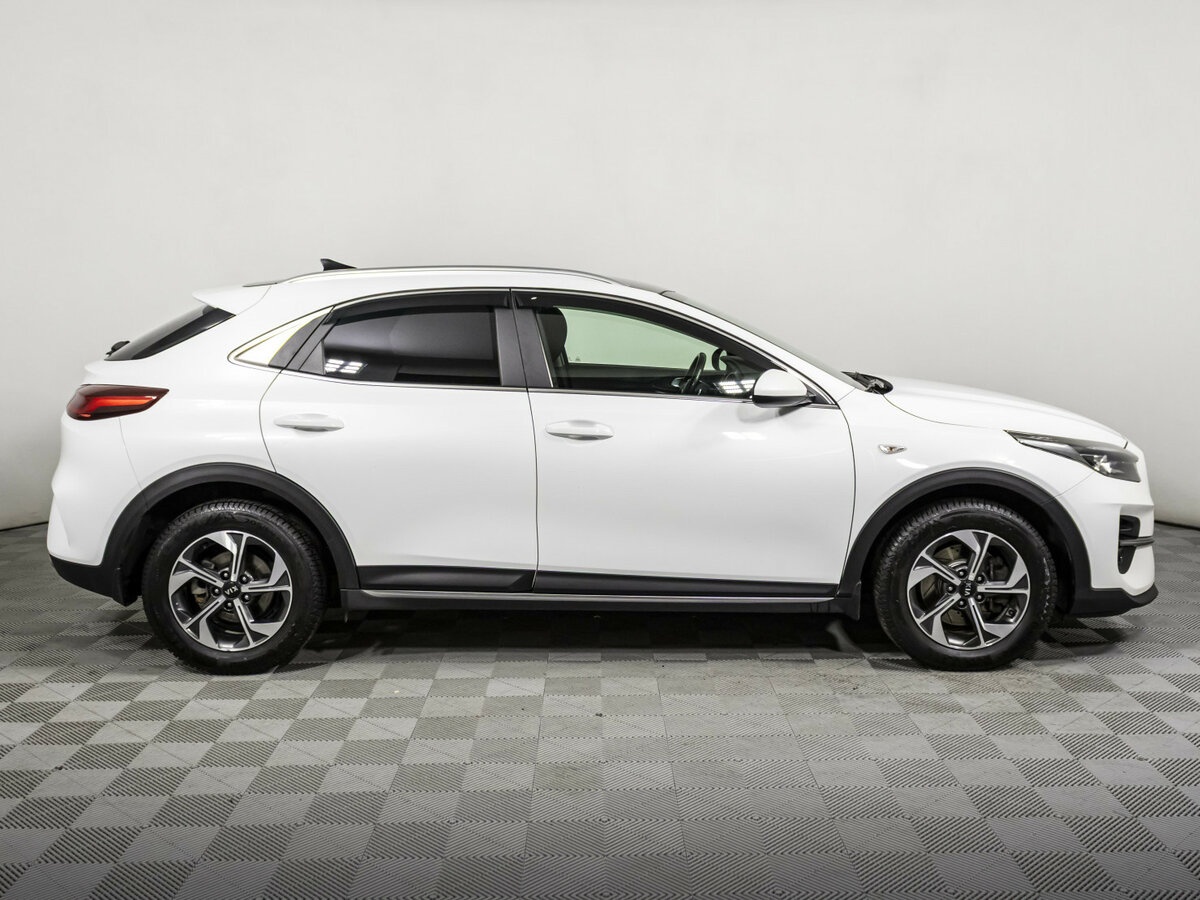 Купить Kia XCeed с пробегом. Фото: #3