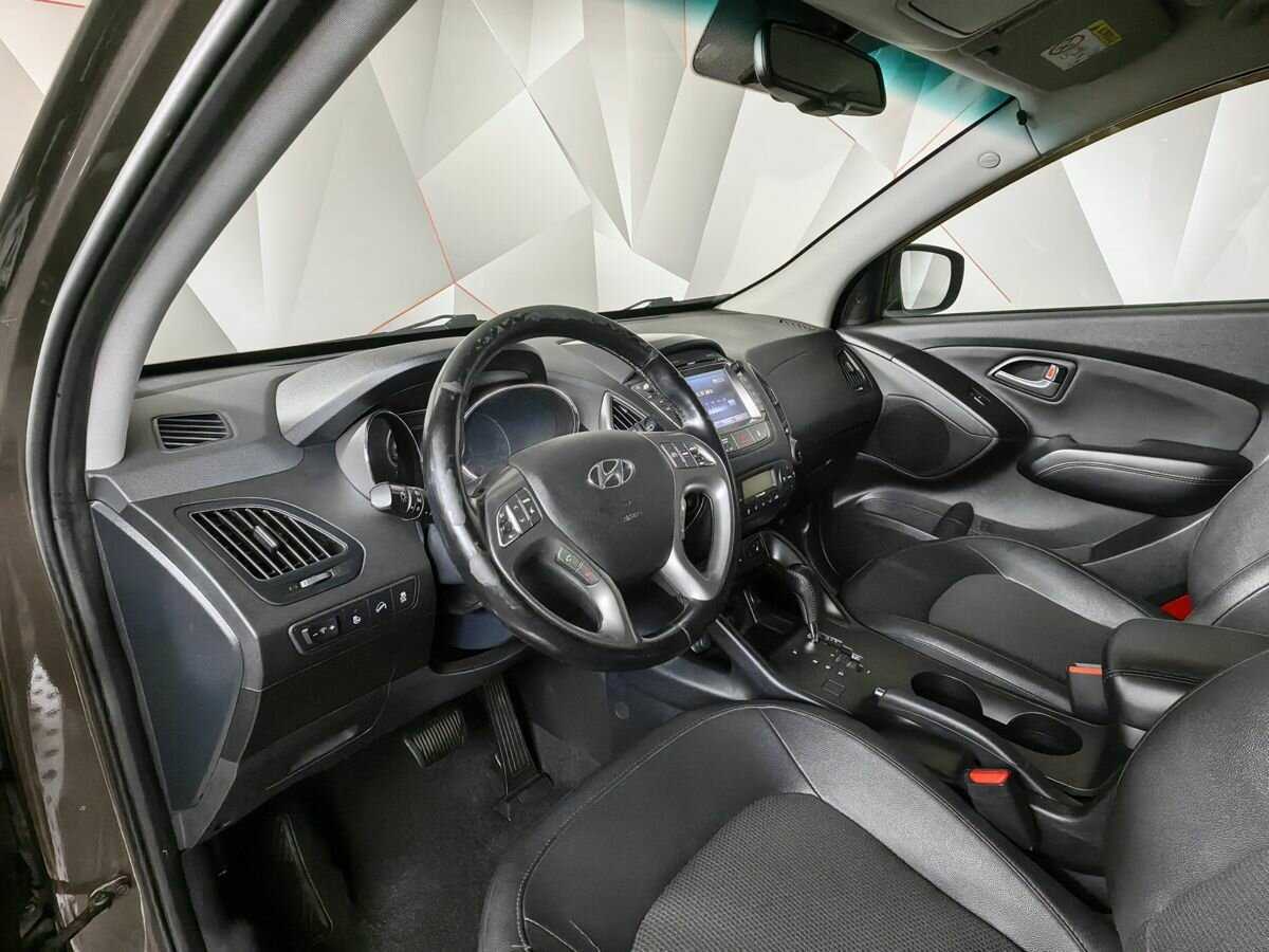 Купить Hyundai ix35 с пробегом. Фото: #13