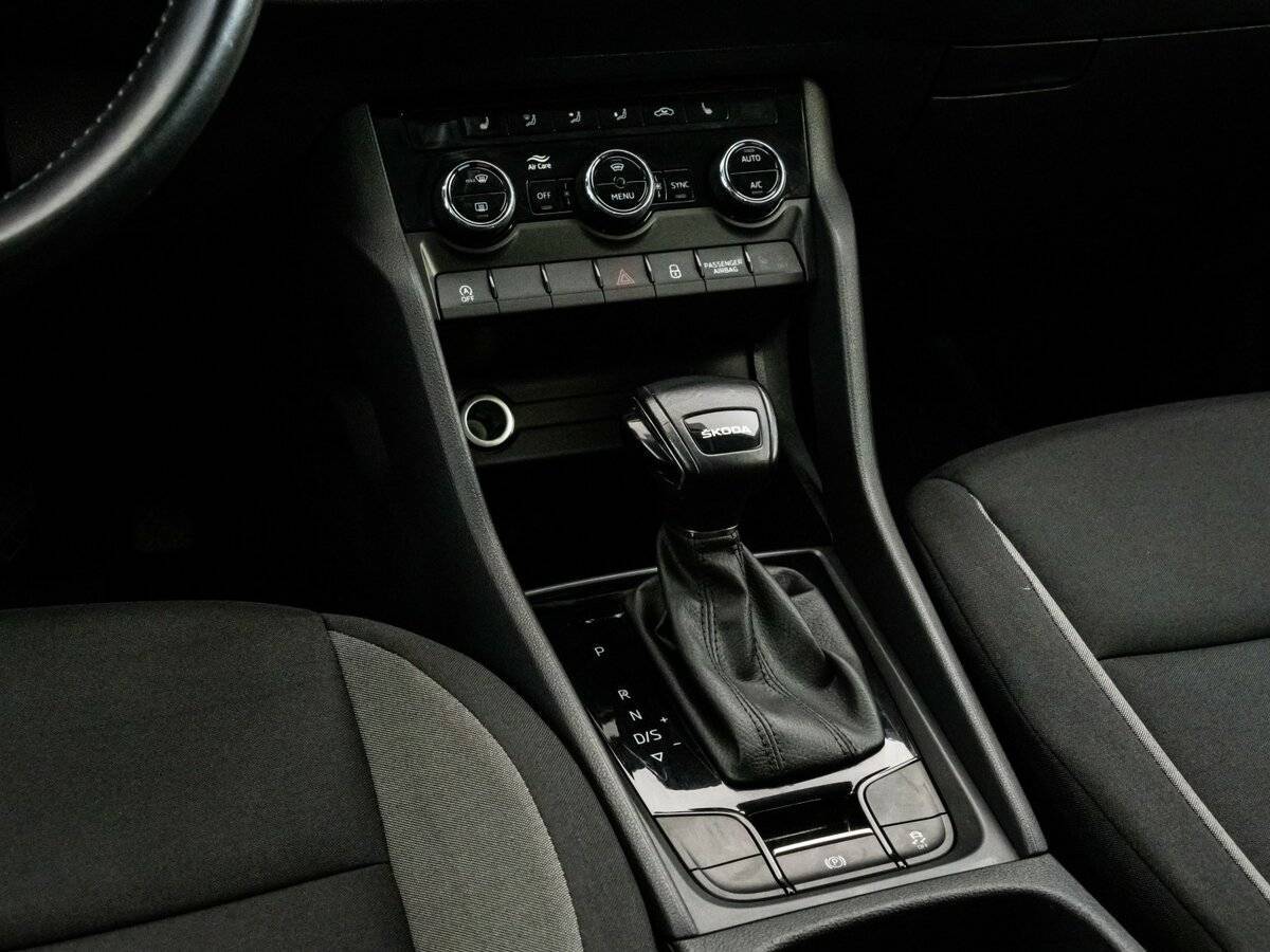 Купить Skoda Karoq с пробегом. Фото: #10