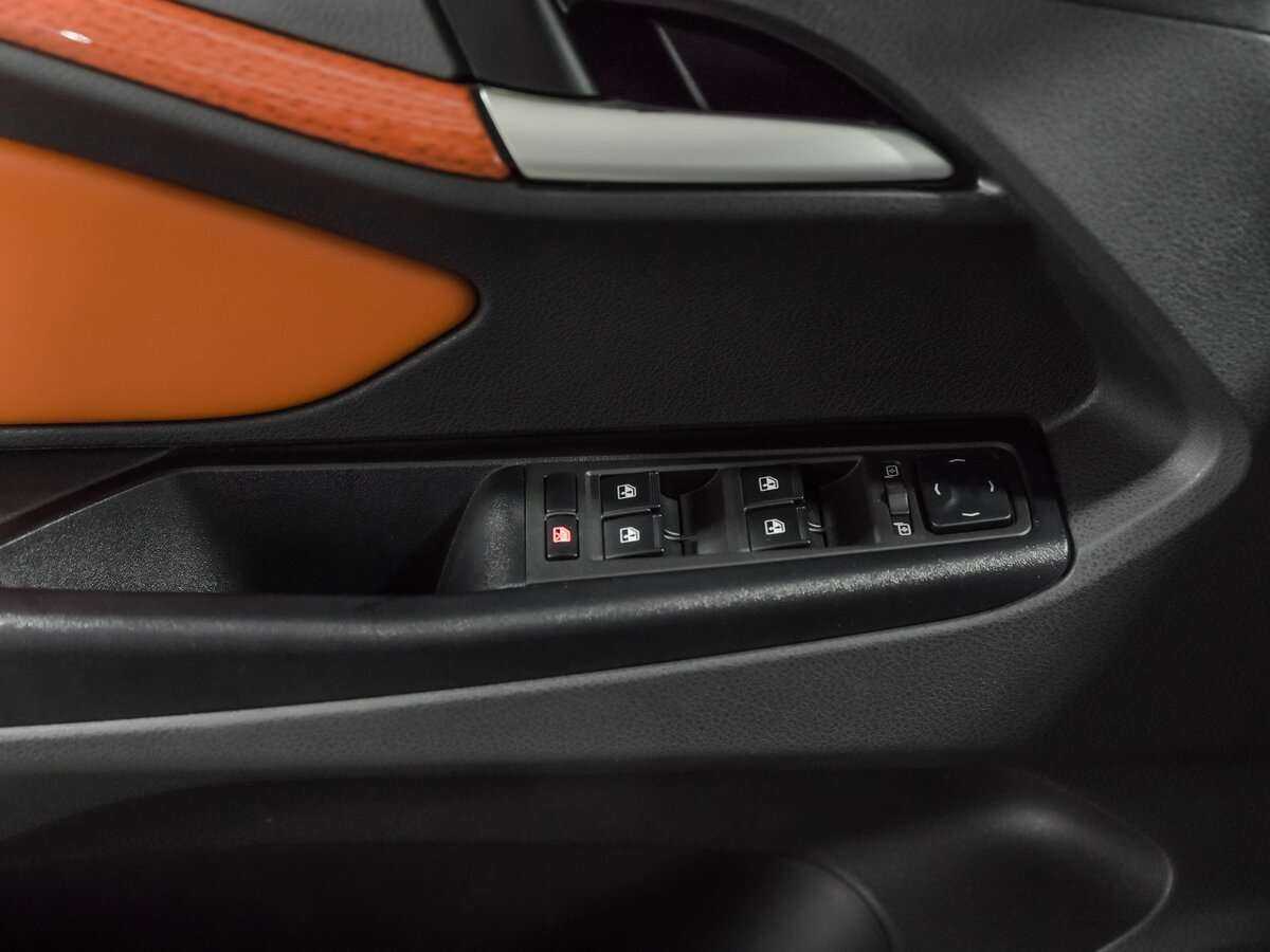 Купить Lada (ВАЗ) Vesta с пробегом. Фото: #11