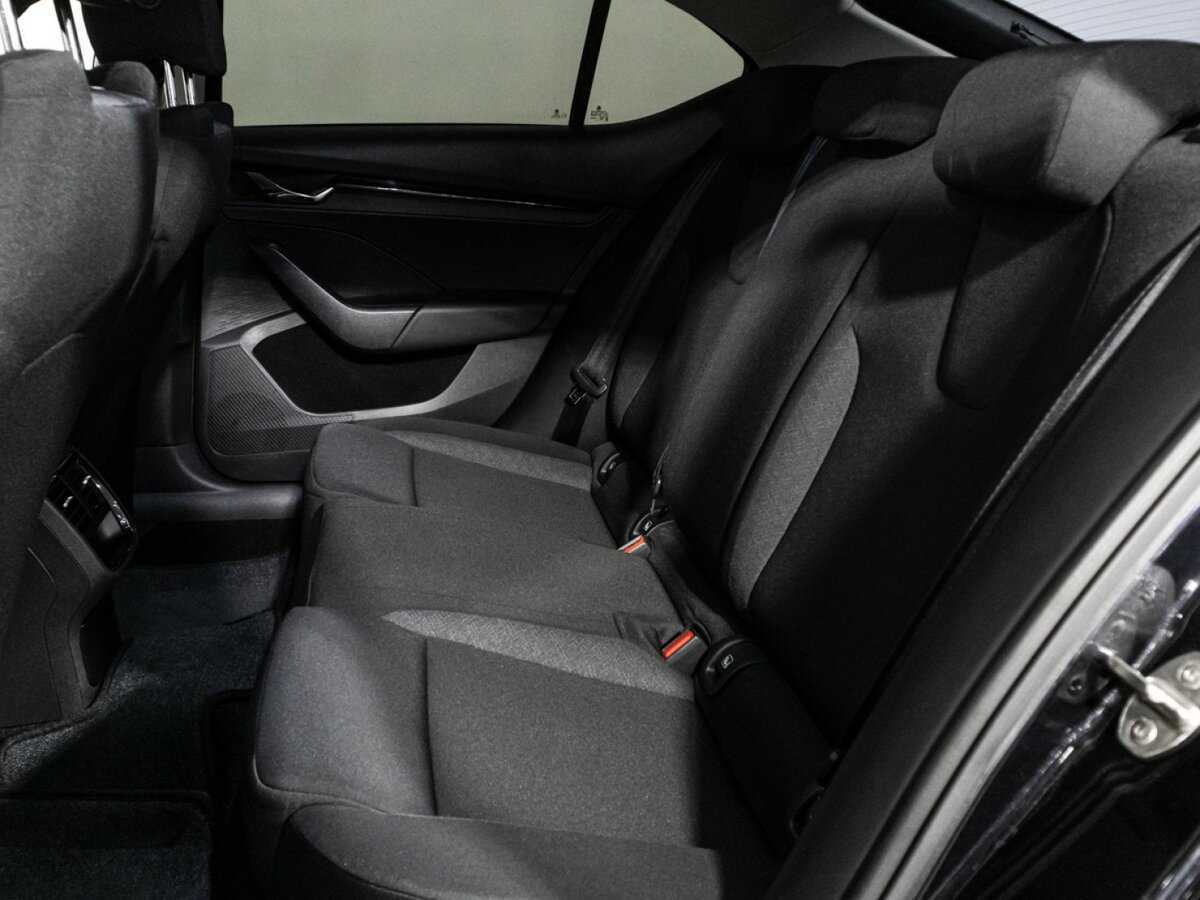 Купить Skoda Octavia с пробегом. Фото: #9