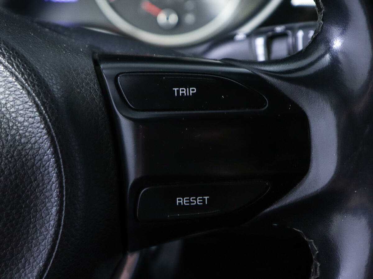 Купить Kia Rio с пробегом. Фото: #15