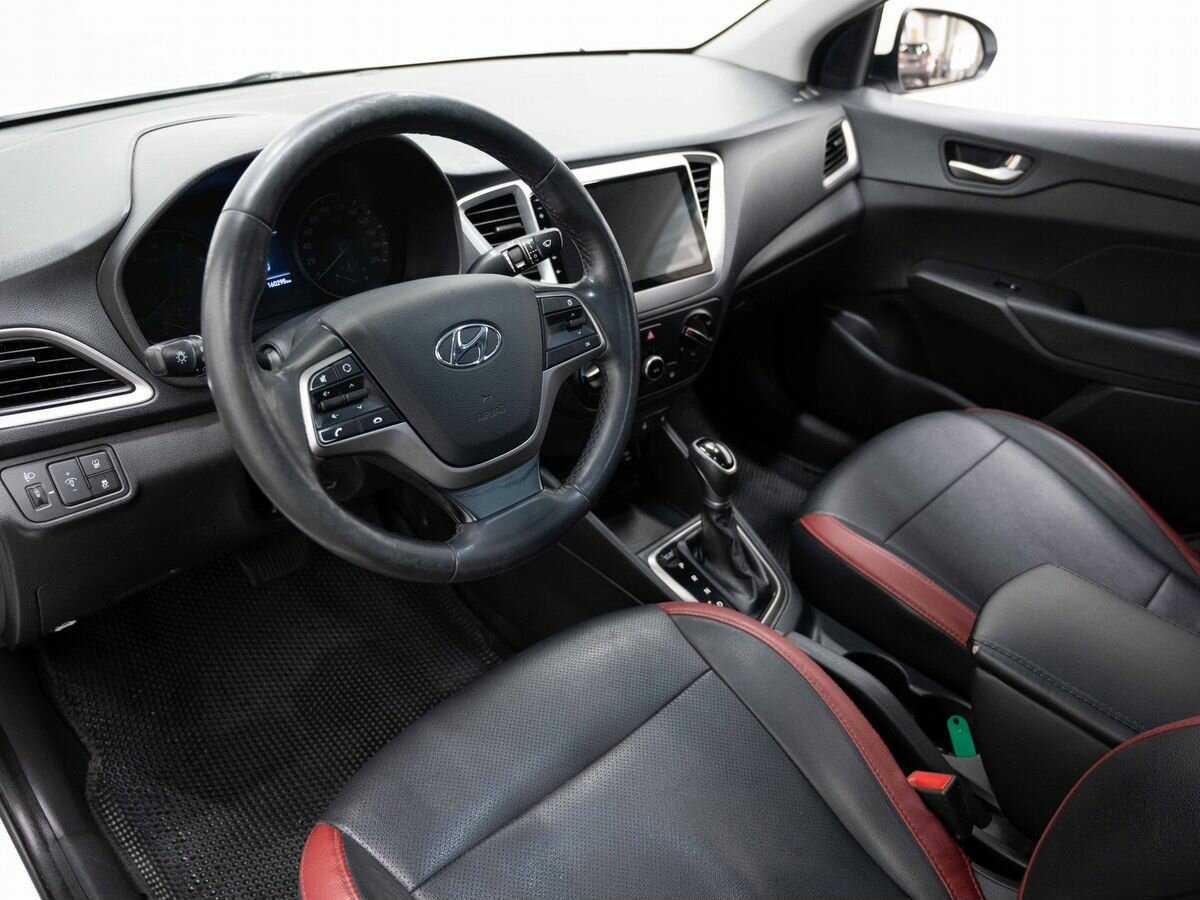 Купить Hyundai Solaris с пробегом. Фото: #8