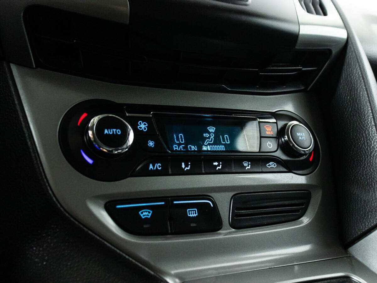 Купить Ford Focus с пробегом. Фото: #14