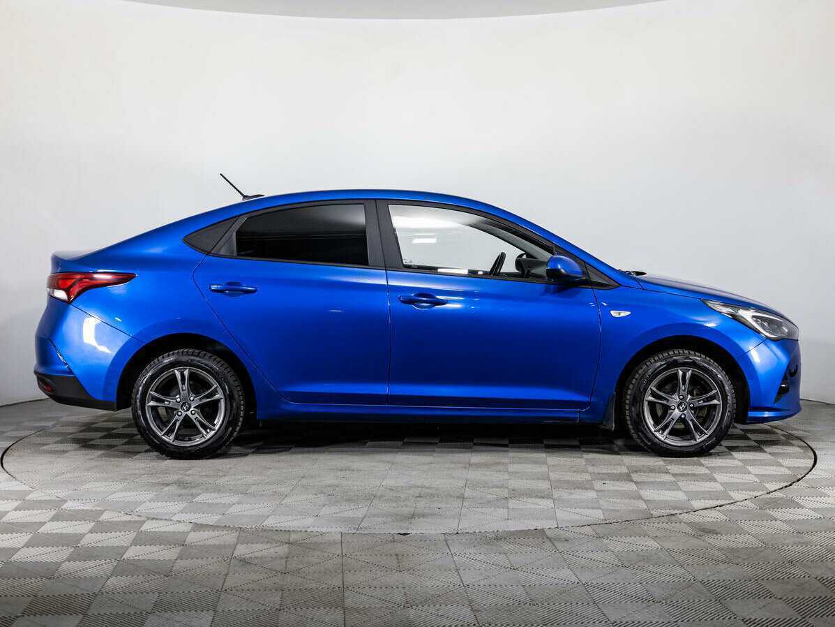 Купить Hyundai Solaris с пробегом. Фото: #3