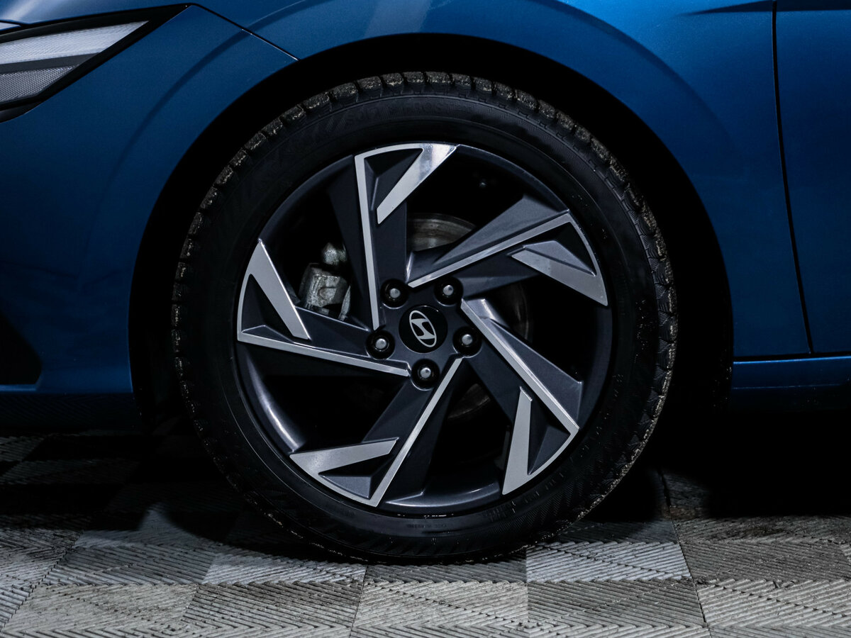 Купить Hyundai Elantra с пробегом. Фото: #12