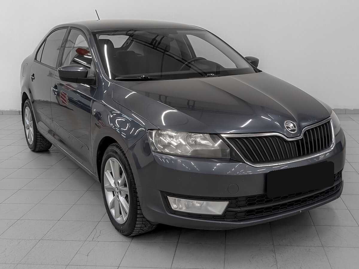 Купить Skoda Rapid с пробегом. Фото: #2