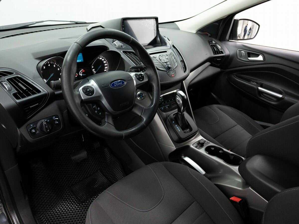 Купить Ford Kuga с пробегом. Фото: #7