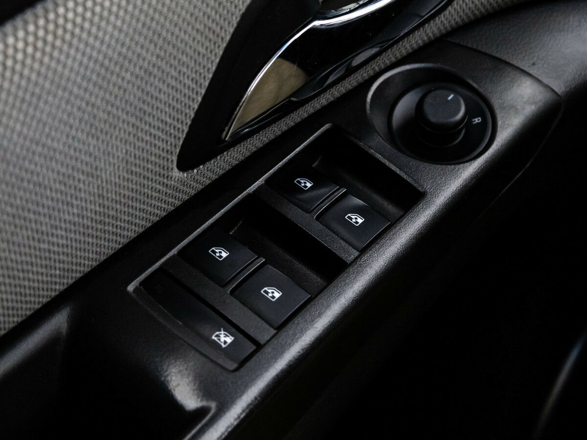 Купить Chevrolet Cruze с пробегом. Фото: #11