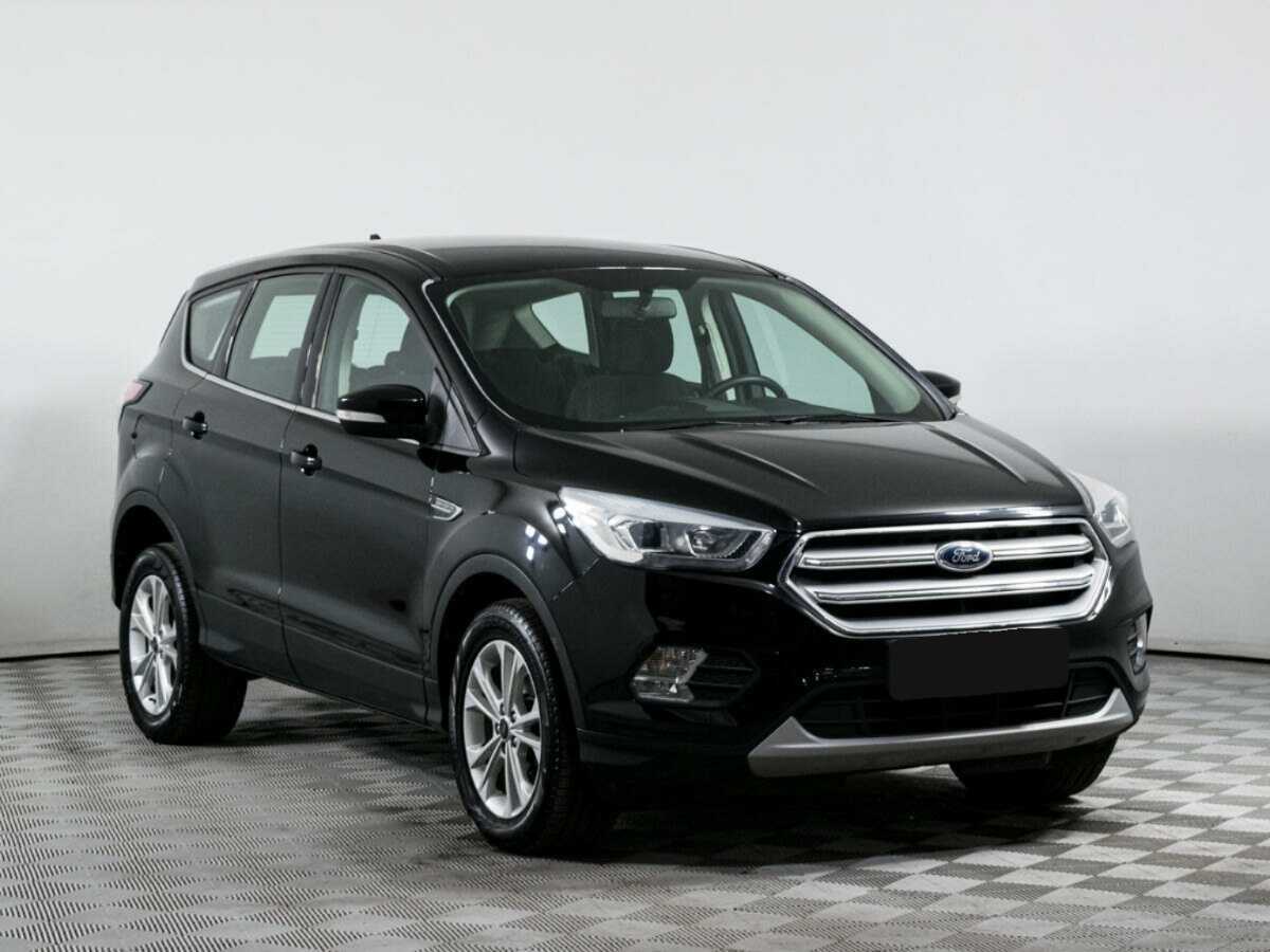 Купить Ford Kuga с пробегом. Фото: #2