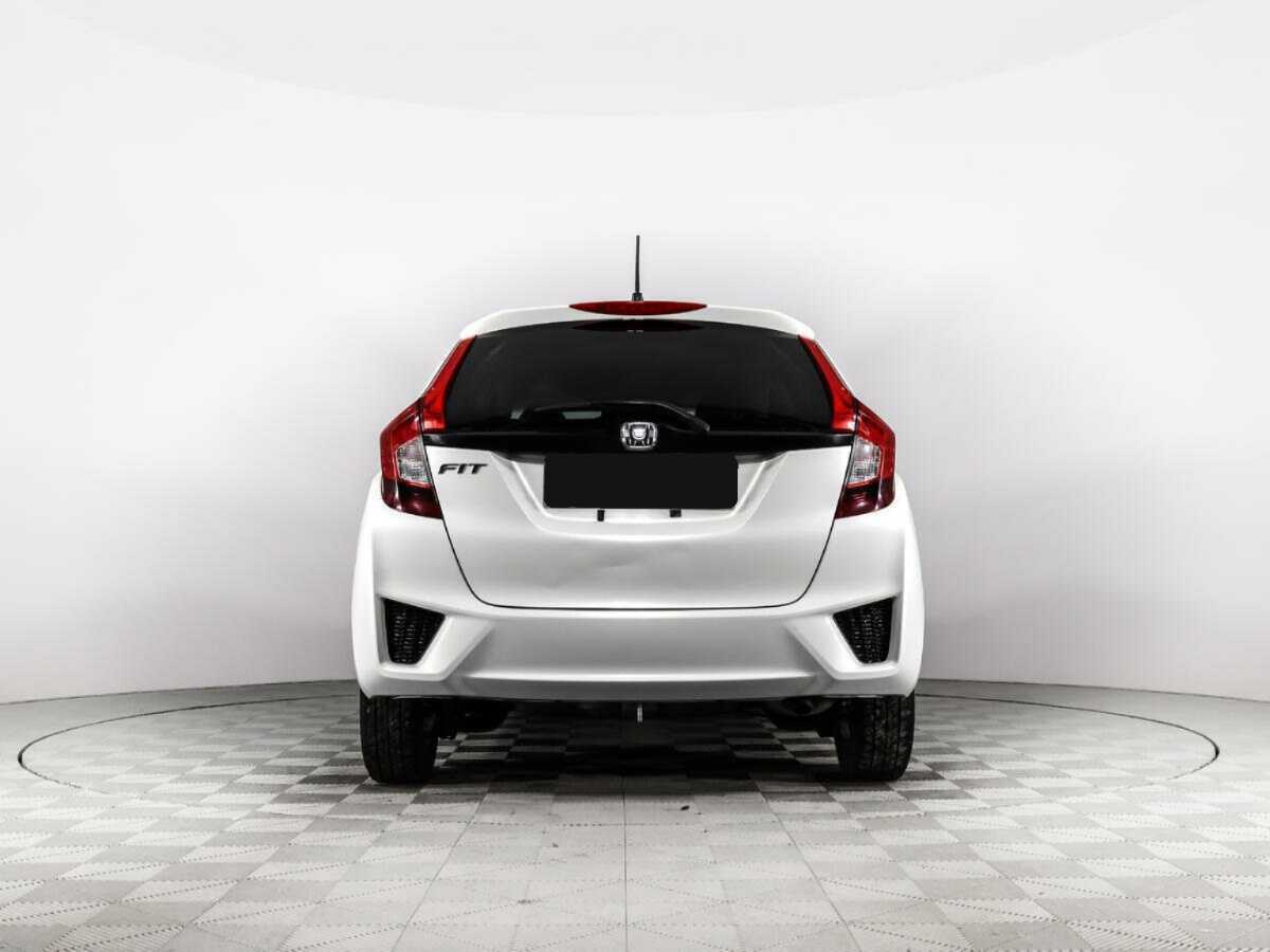 Купить Honda Fit с пробегом. Фото: #6