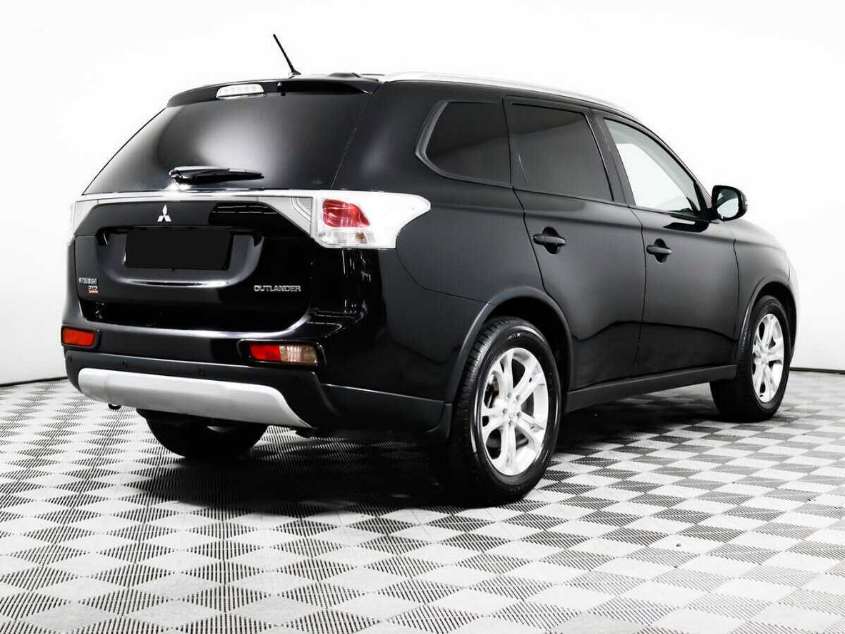 Купить Mitsubishi Outlander с пробегом. Фото: #4