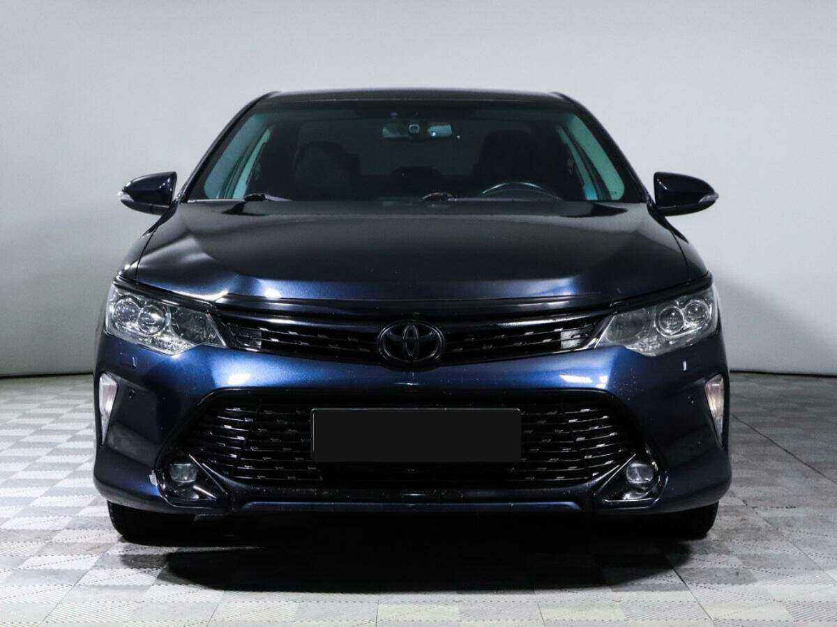 Купить Toyota Camry с пробегом. Фото: #1