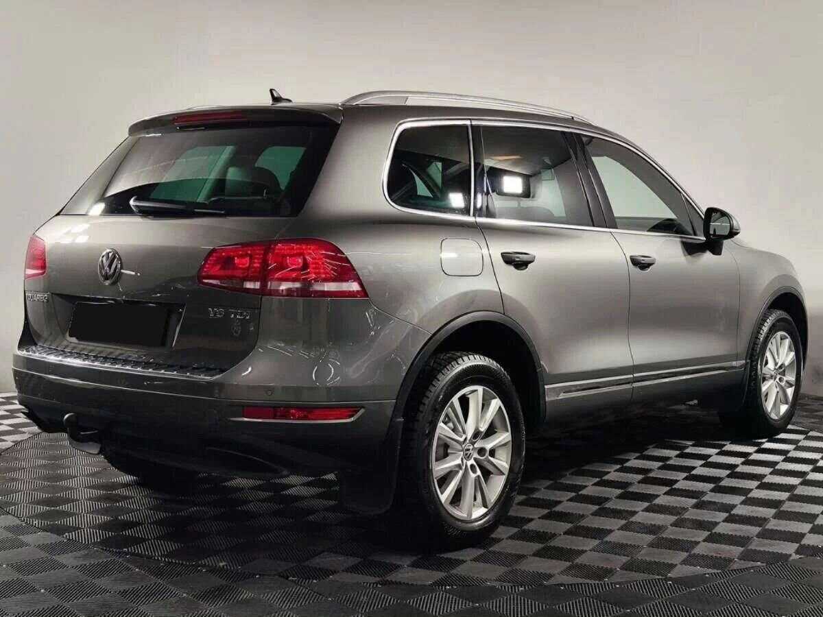 Купить Volkswagen Touareg с пробегом. Фото: #3