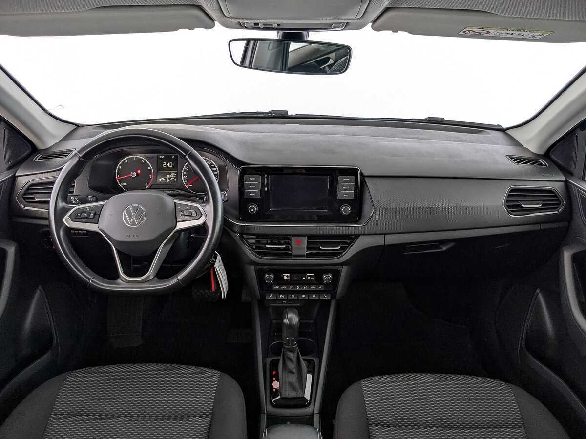 Купить Volkswagen Polo с пробегом. Фото: #9