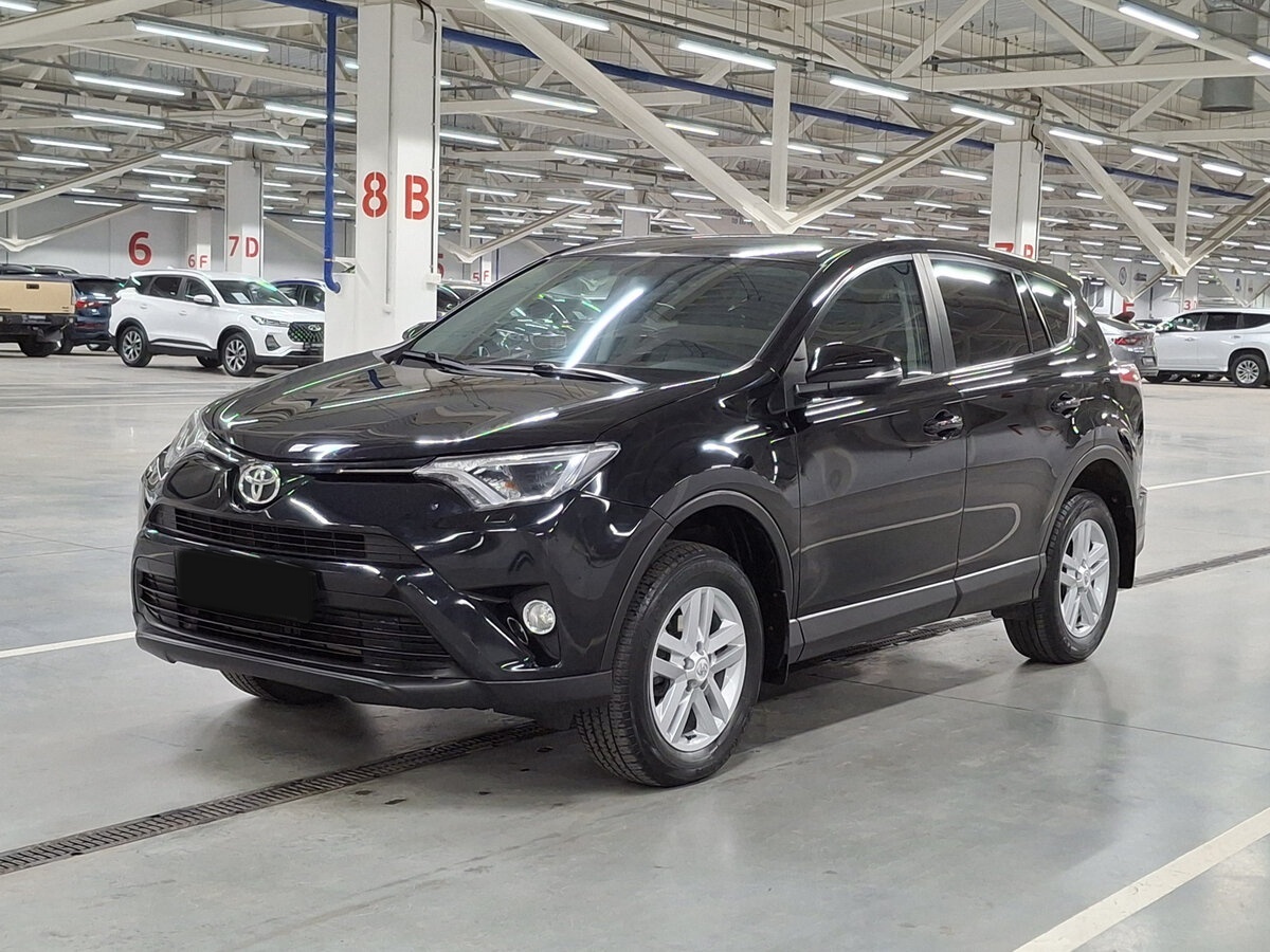 Купить Toyota RAV4 с пробегом. Посмотреть фото
