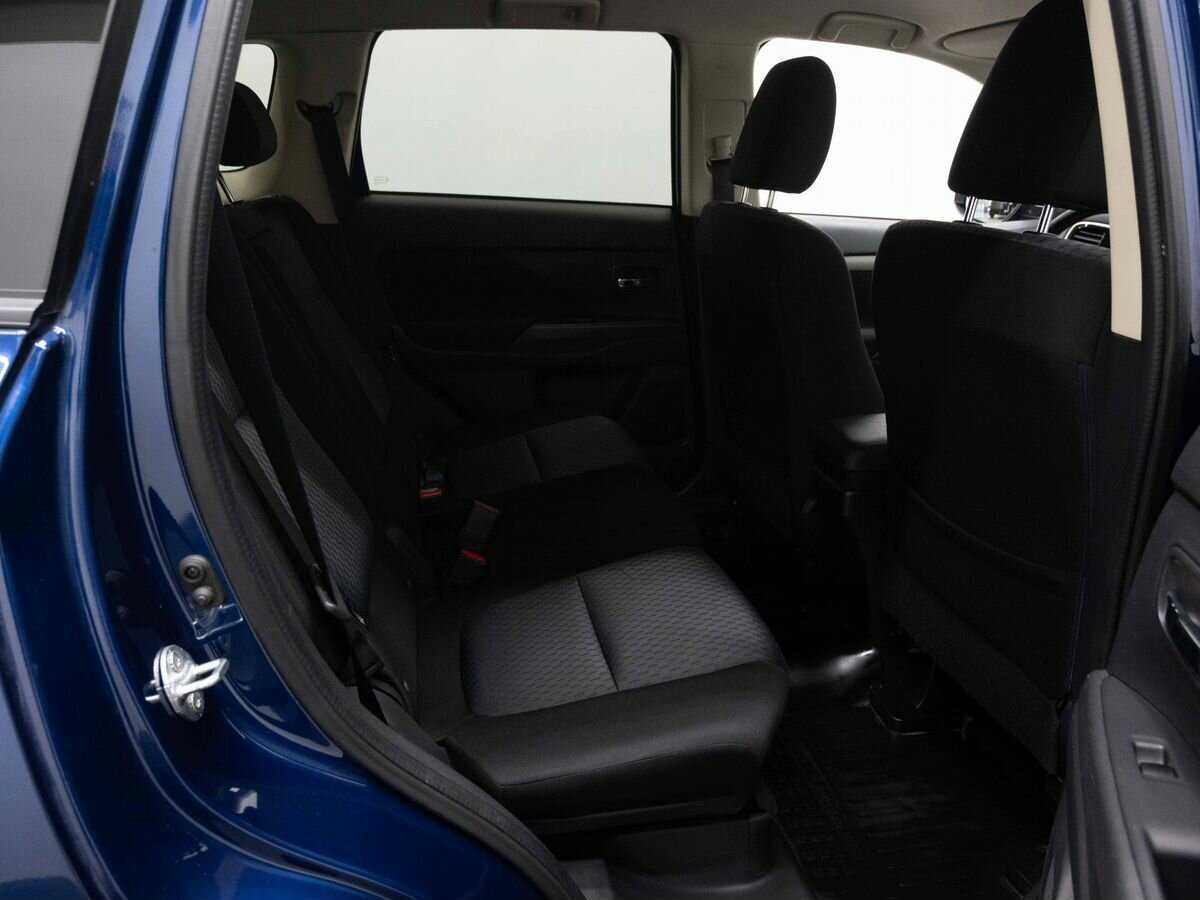 Купить Mitsubishi Outlander с пробегом. Фото: #9