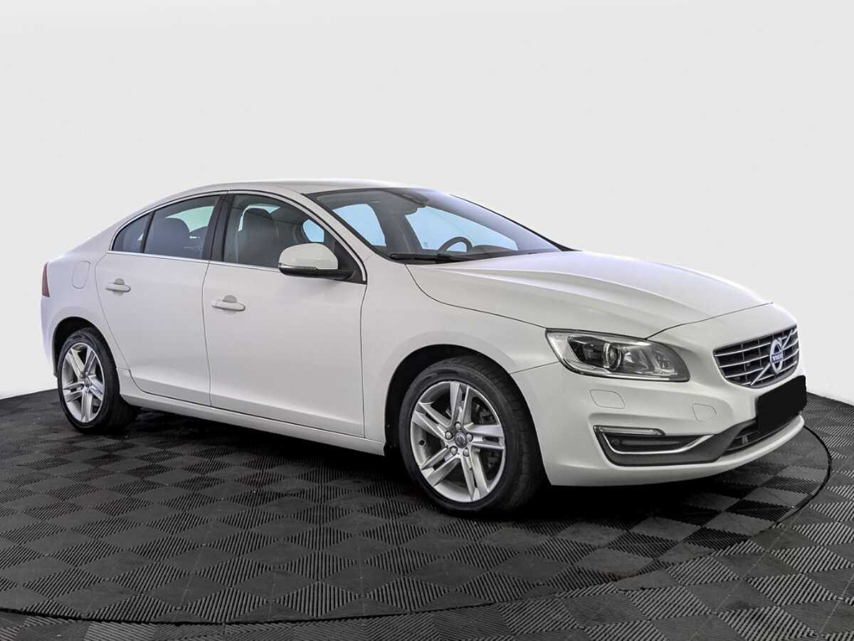 Купить Volvo S60 с пробегом. Фото: #2