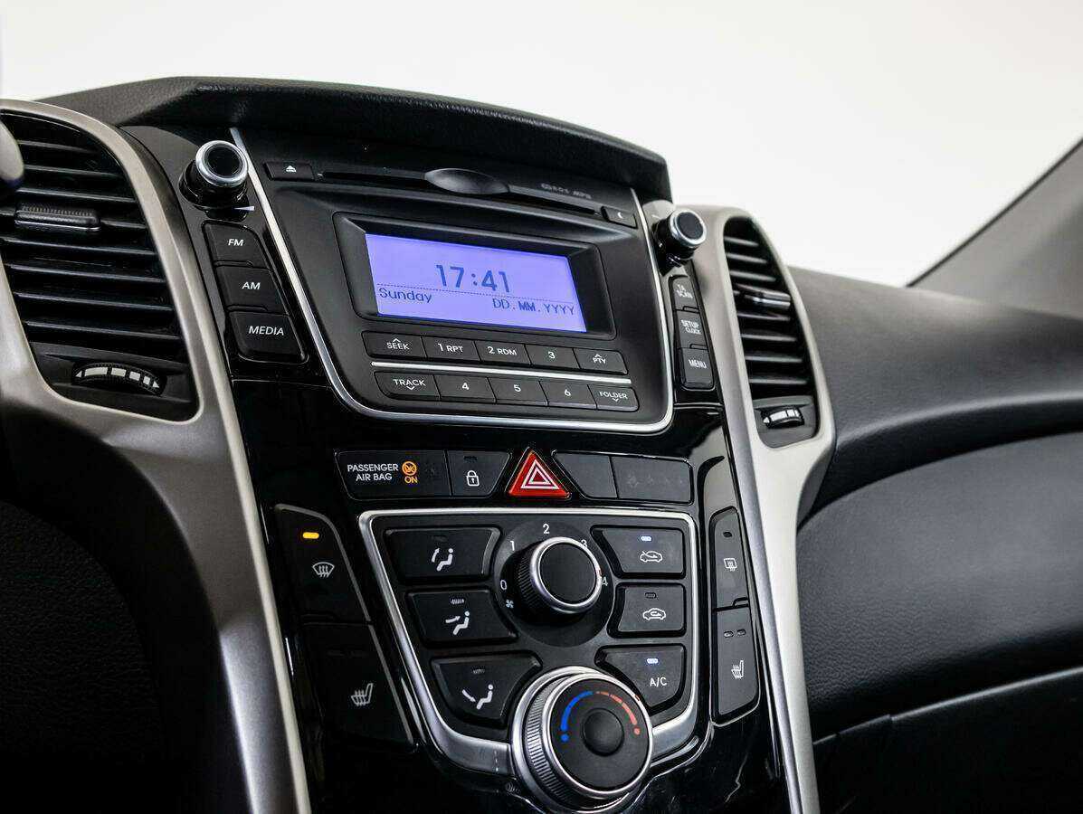 Купить Hyundai i30 с пробегом. Фото: #12