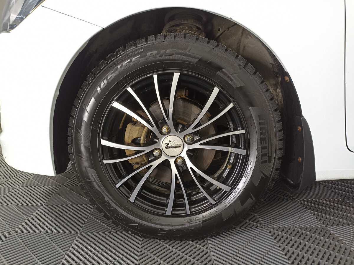 Купить Hyundai Solaris с пробегом. Фото: #17