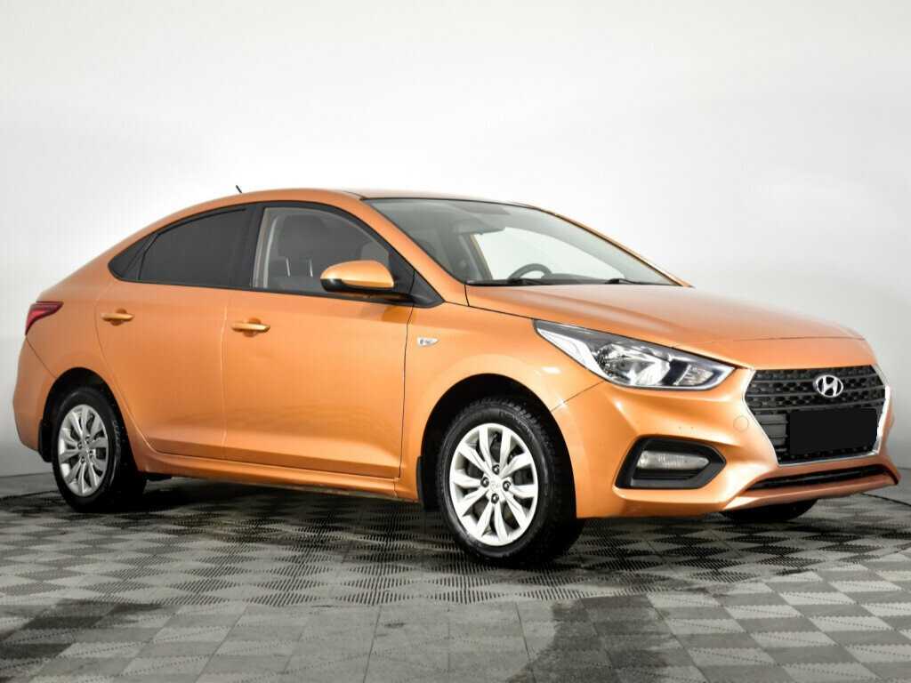 Купить Hyundai Solaris с пробегом. Фото: #2