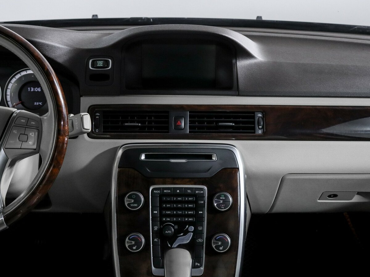 Купить Volvo S80 с пробегом. Фото: #10