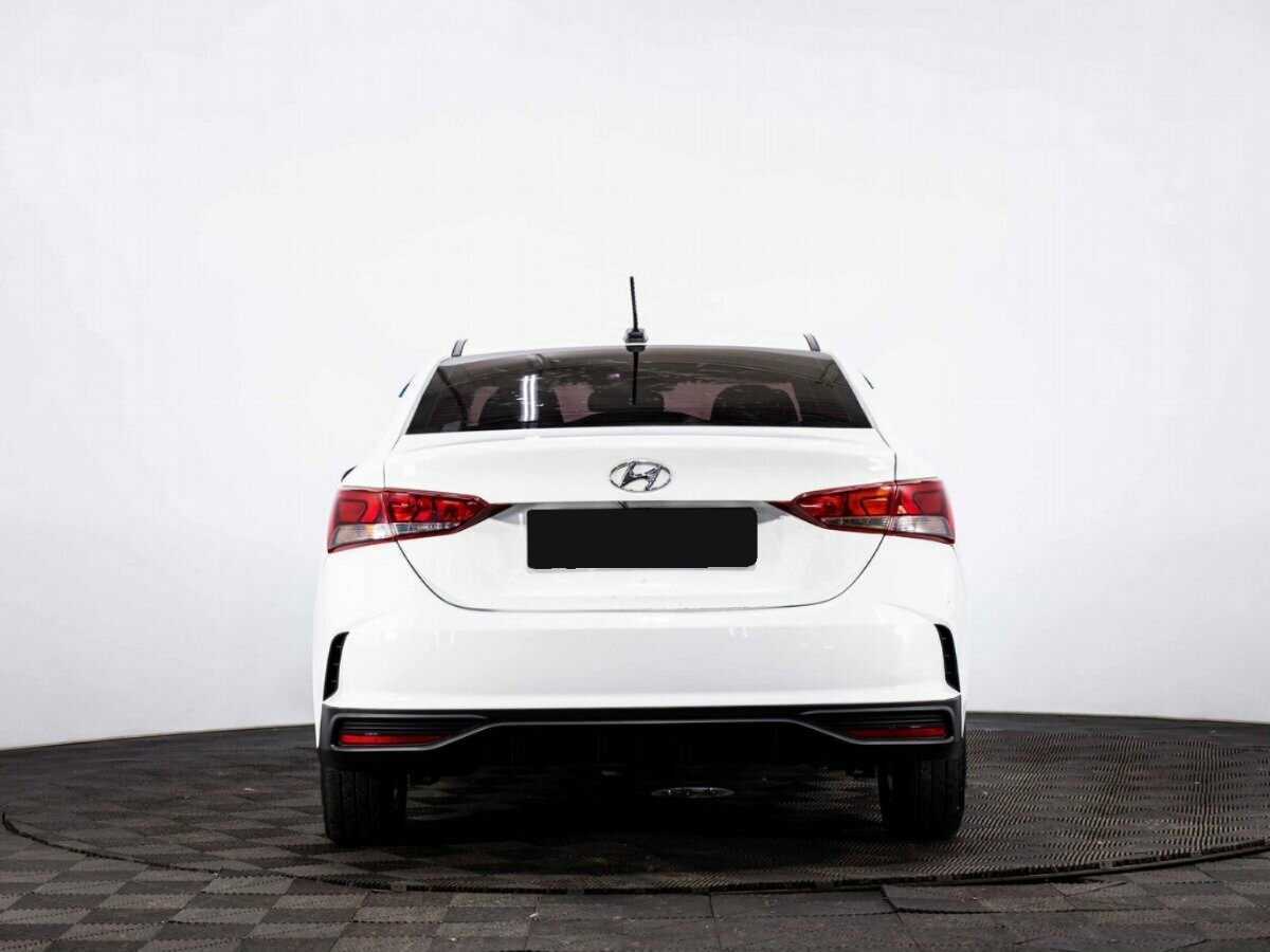 Купить Hyundai Solaris с пробегом. Фото: #4