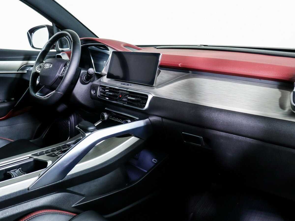 Купить Geely Coolray с пробегом. Фото: #8