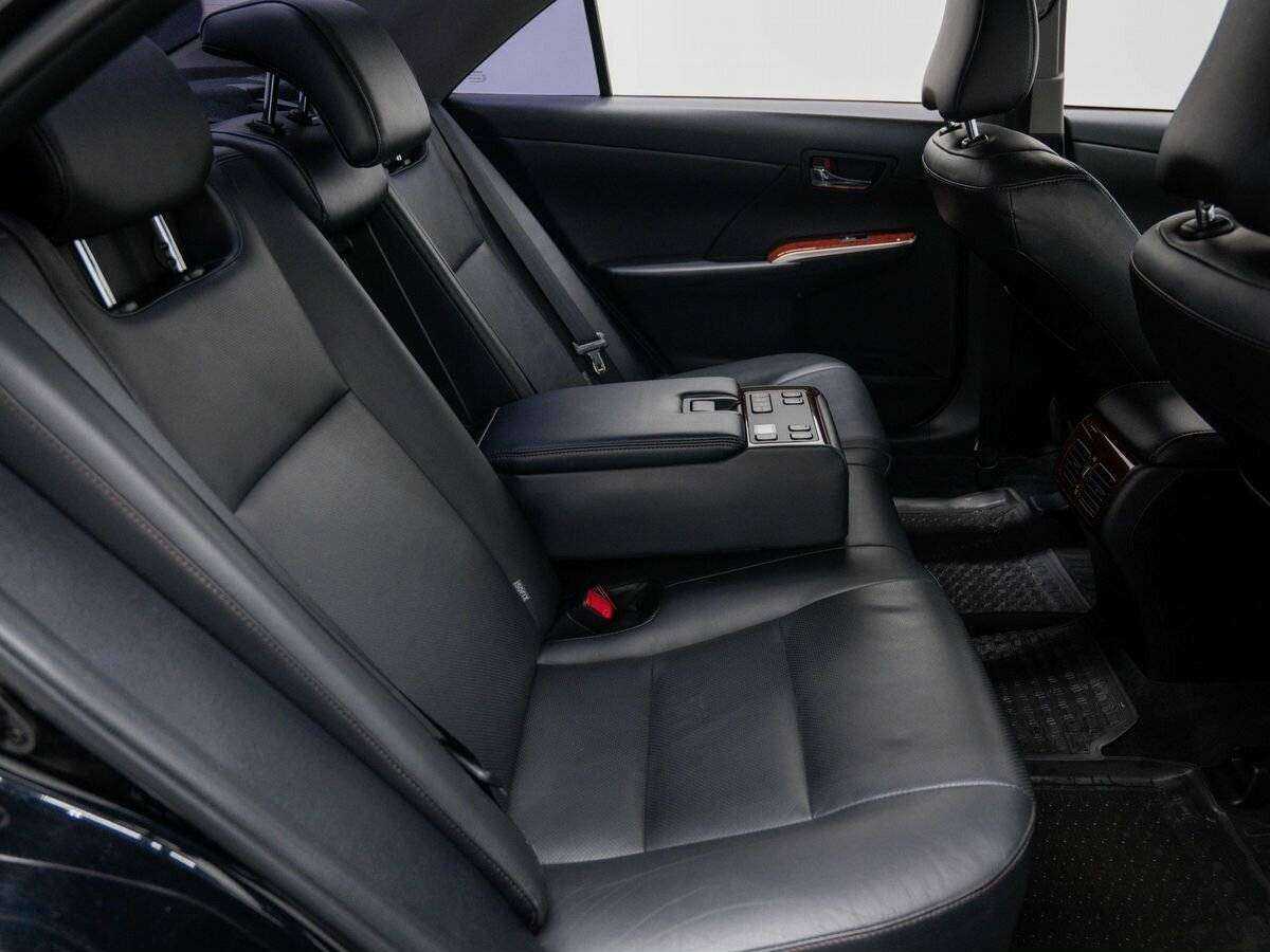 Купить Toyota Camry с пробегом. Фото: #8