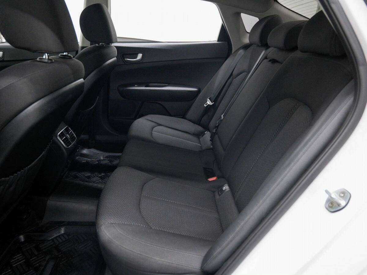 Купить Kia Optima с пробегом. Фото: #8