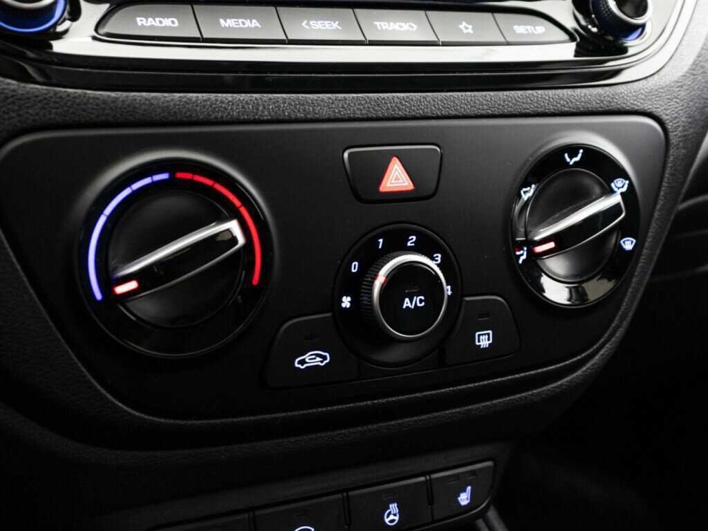 Купить Hyundai Solaris с пробегом. Фото: #17