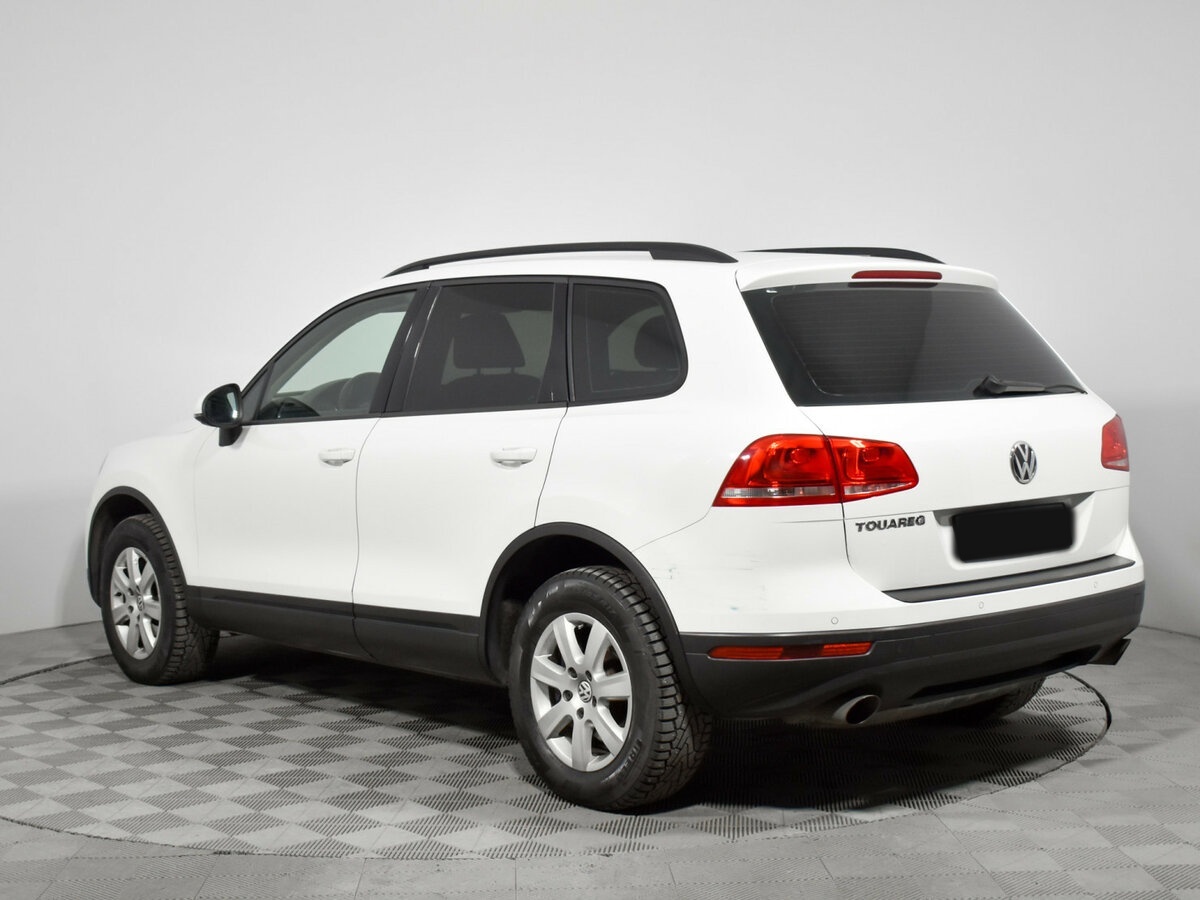 Купить Volkswagen Touareg с пробегом. Фото: #6