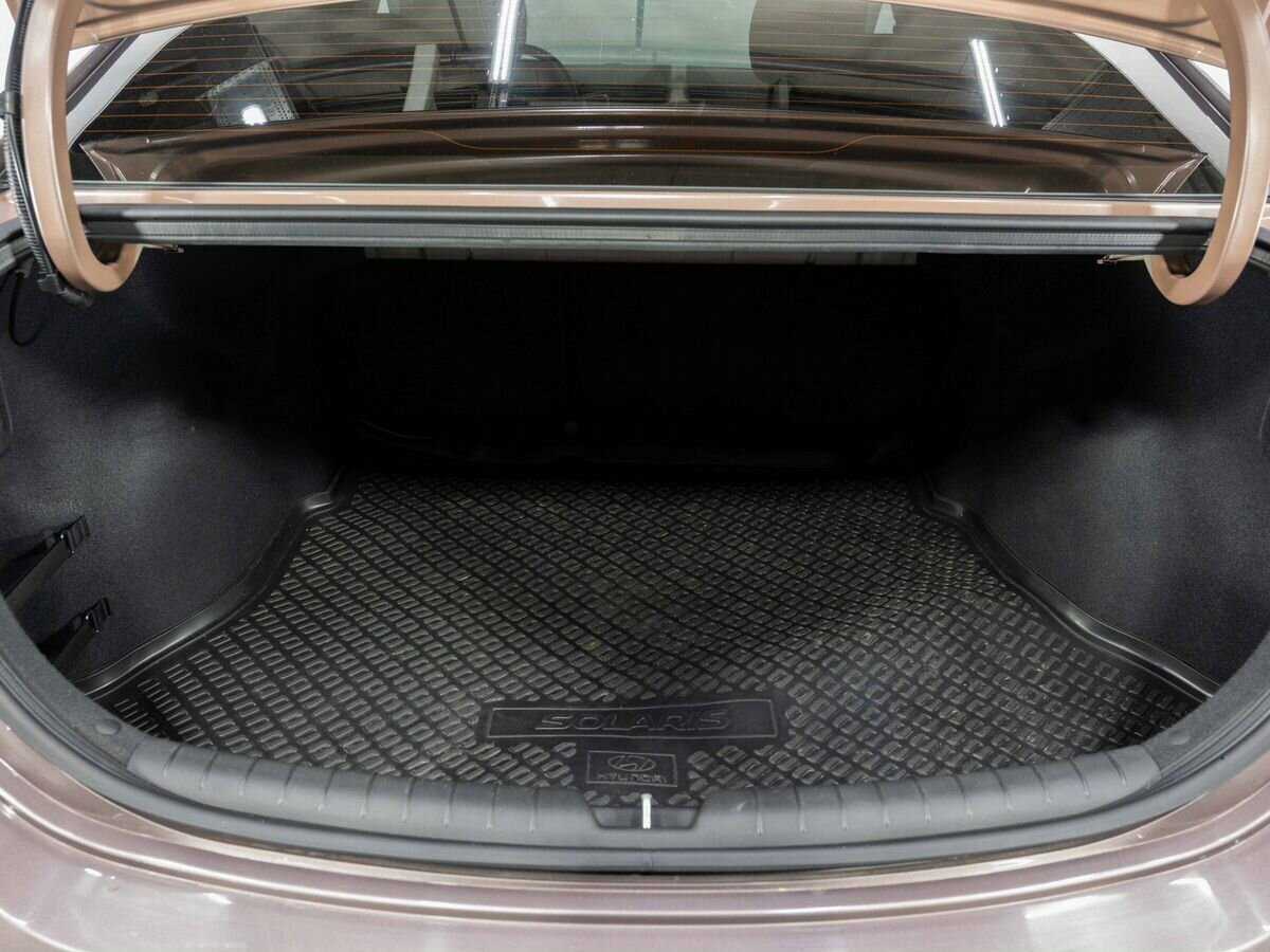 Купить Hyundai Solaris с пробегом. Фото: #23