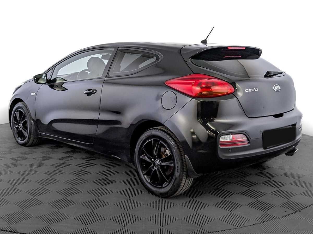Купить Kia Ceed с пробегом. Фото: #6