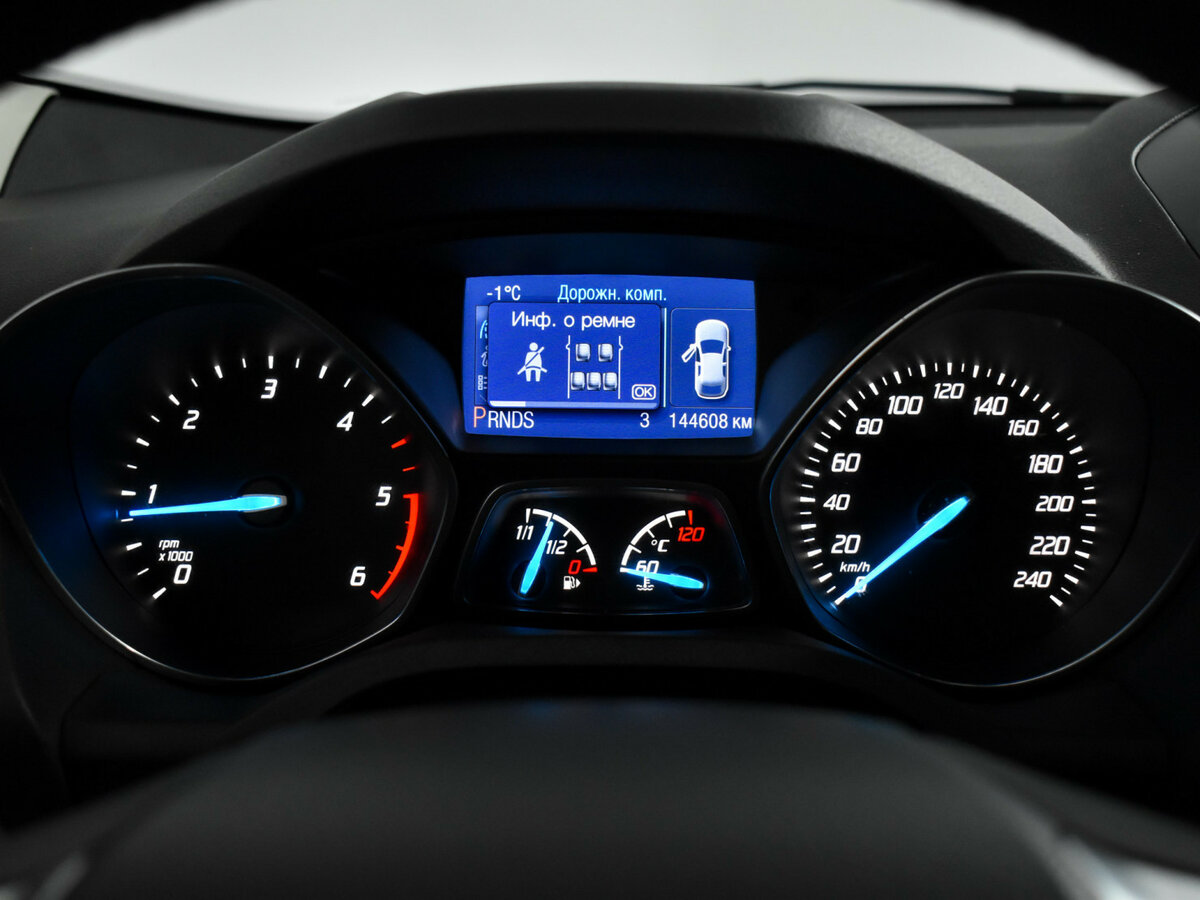 Купить Ford Kuga с пробегом. Фото: #17