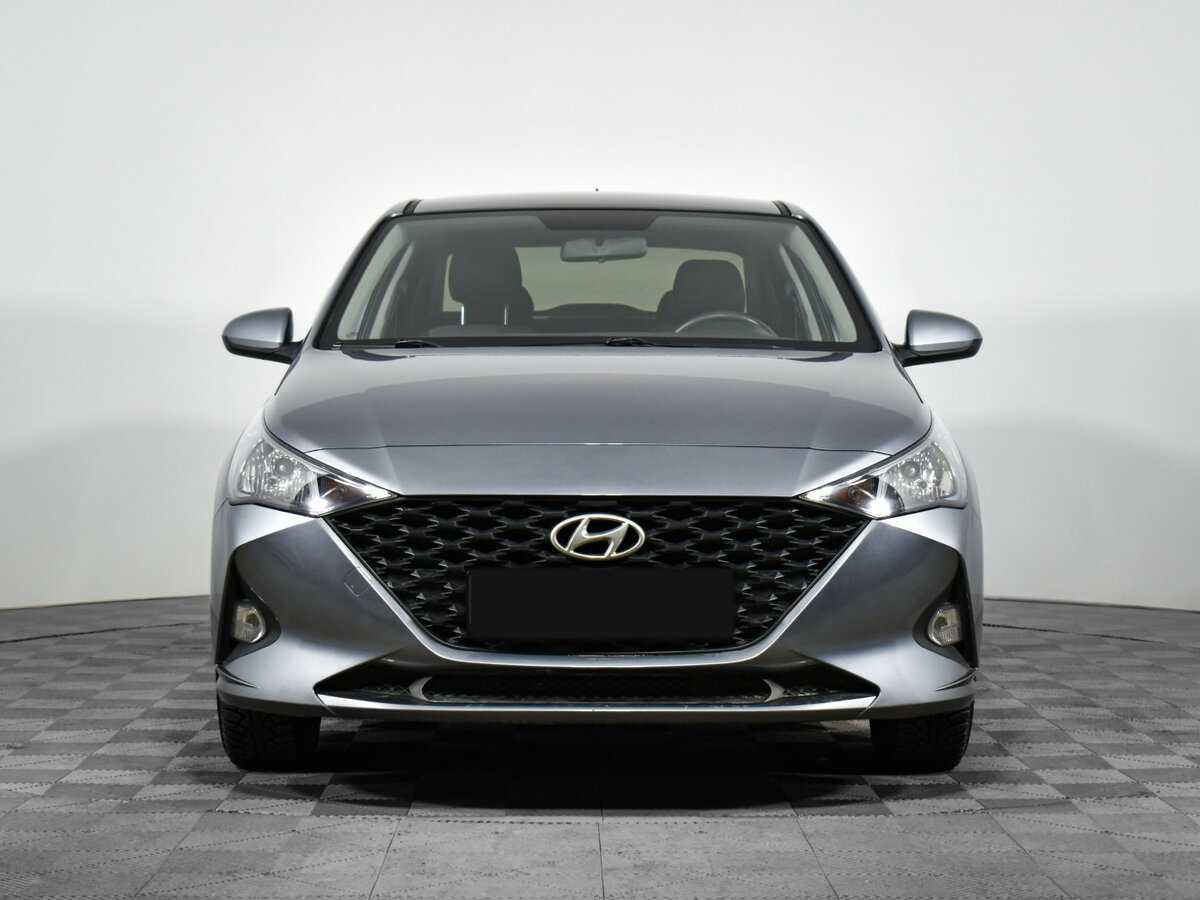 Купить Hyundai Solaris с пробегом. Фото: #1