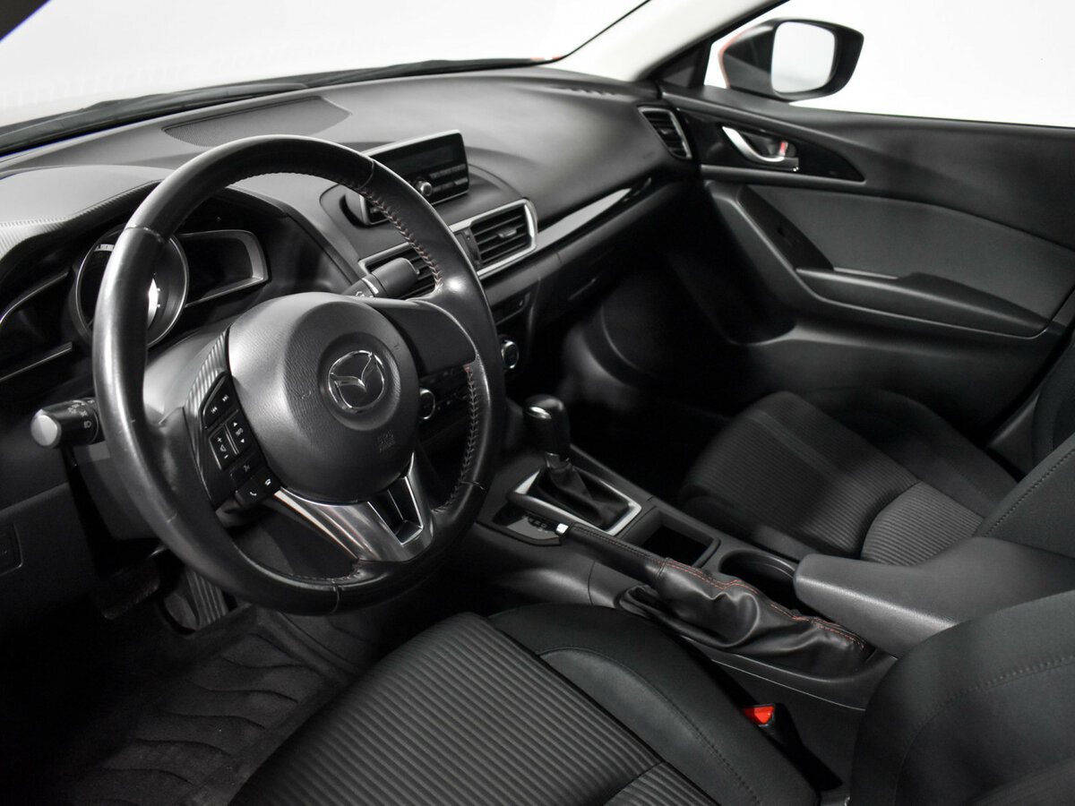 Купить Mazda 3 с пробегом. Фото: #7