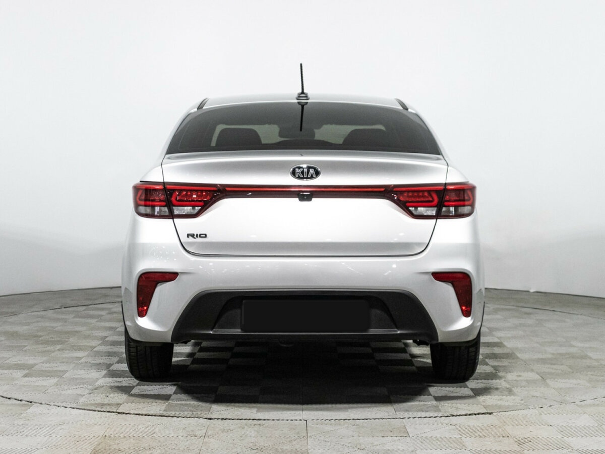 Купить Kia Rio с пробегом. Фото: #5