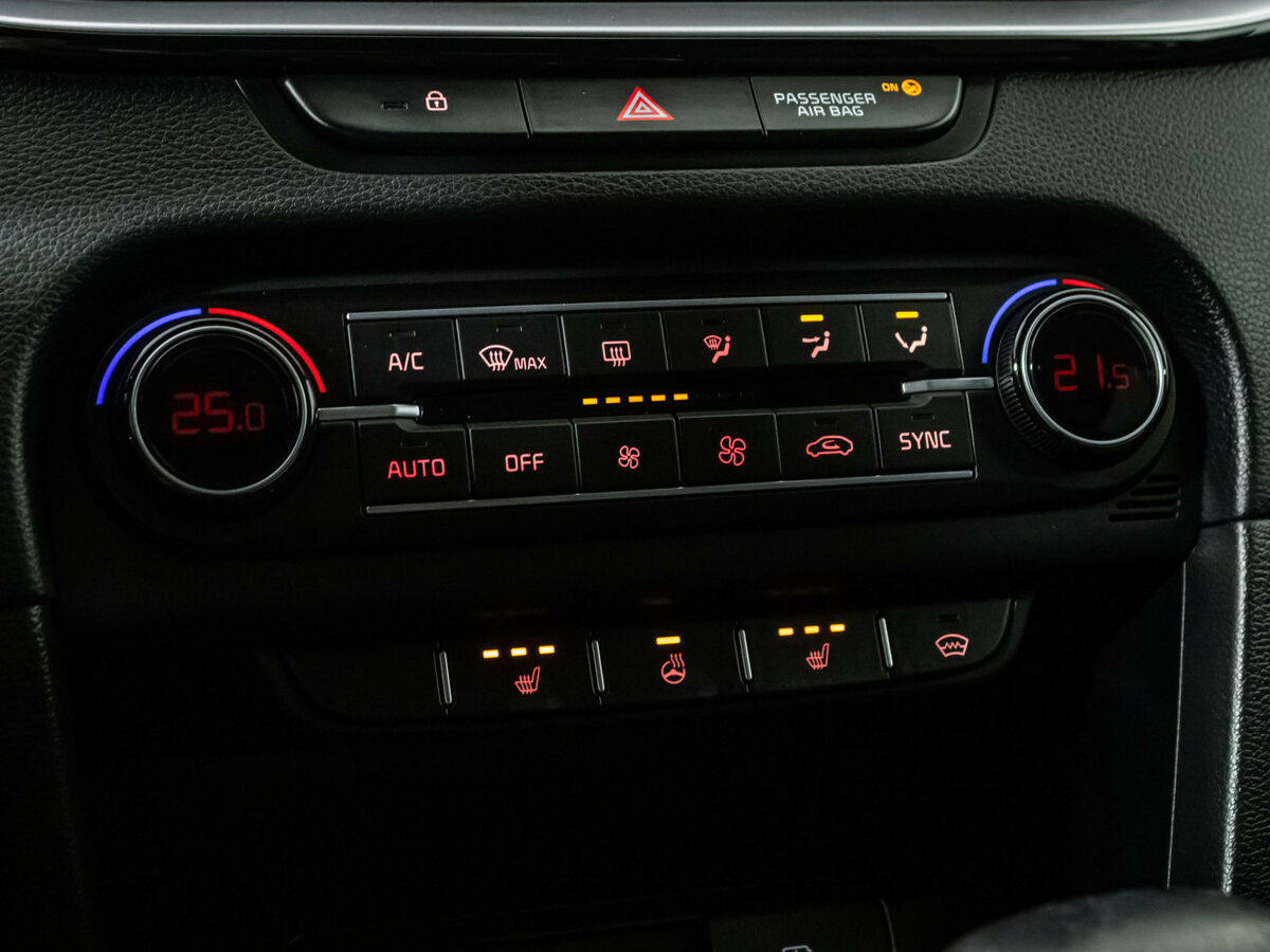 Купить Kia Ceed с пробегом. Фото: #13