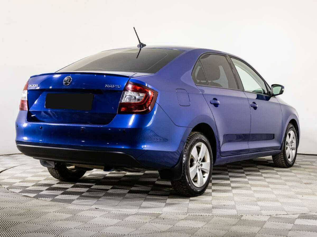 Купить Skoda Rapid с пробегом. Фото: #4
