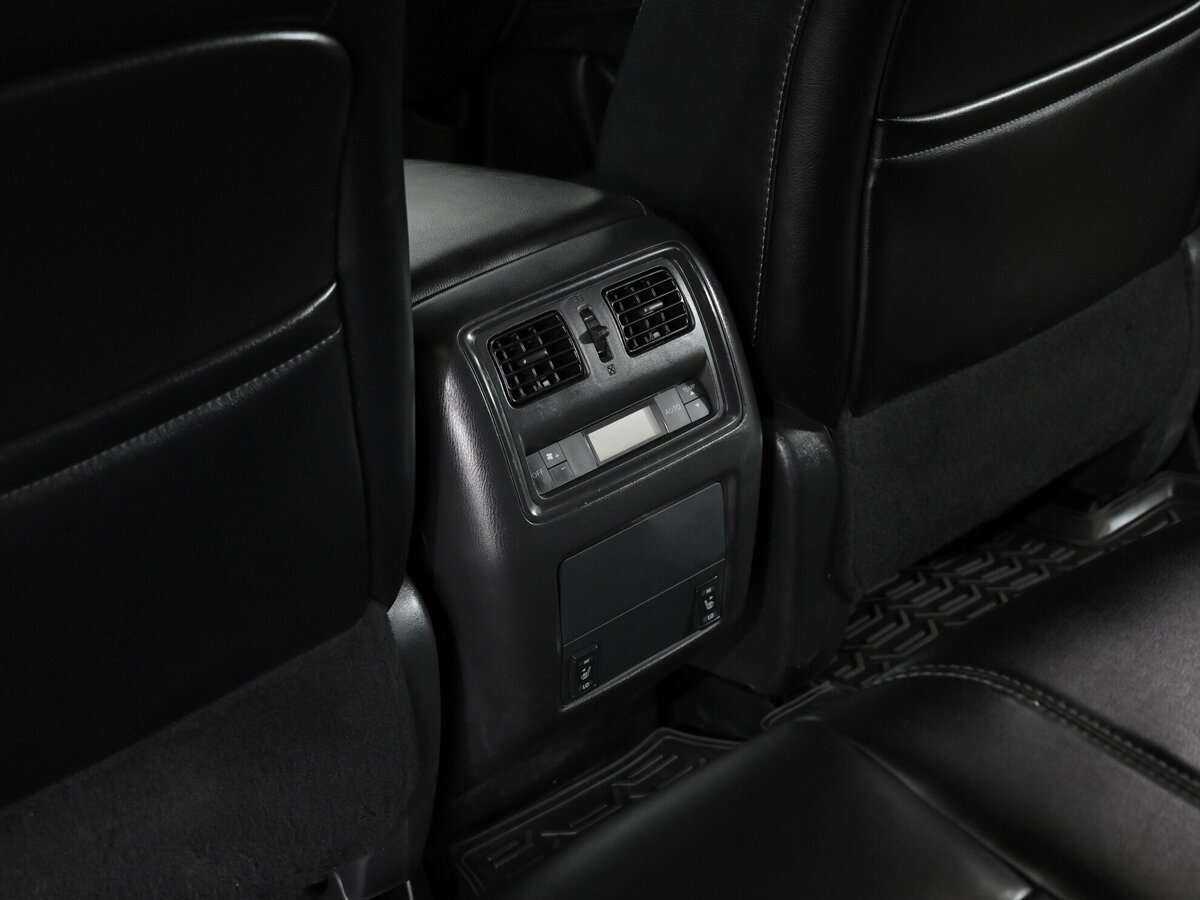 Купить Nissan Pathfinder с пробегом. Фото: #6