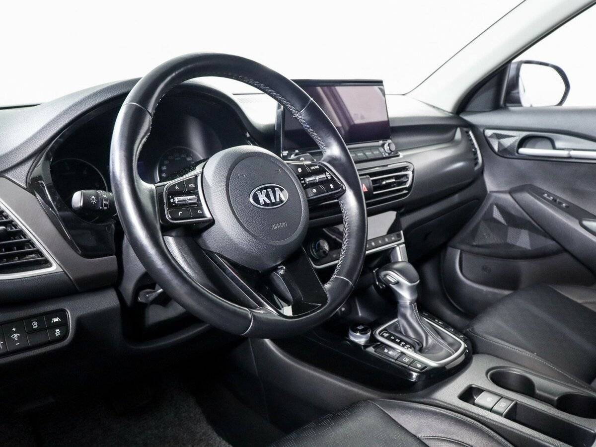 Купить Kia Seltos с пробегом. Фото: #10