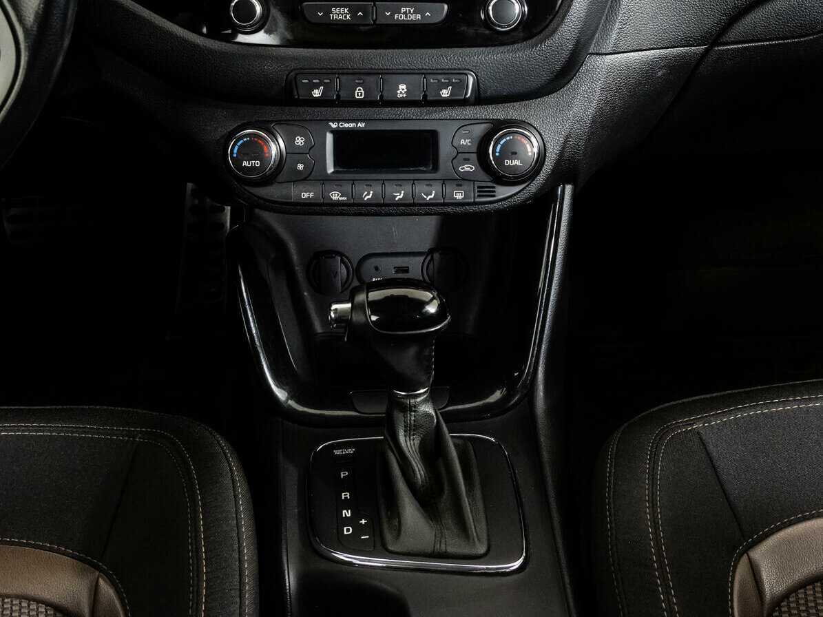 Купить Kia Ceed с пробегом. Фото: #10