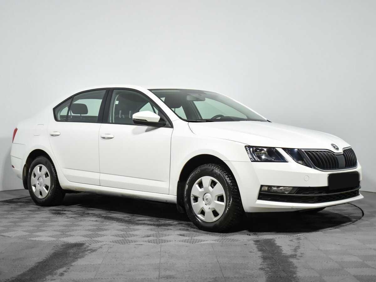 Купить Skoda Octavia с пробегом. Фото: #2