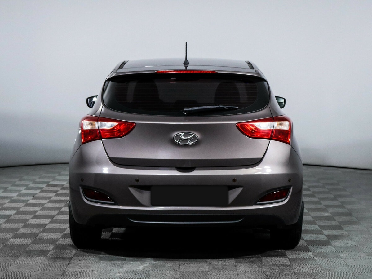 Купить Hyundai i30 с пробегом. Фото: #4