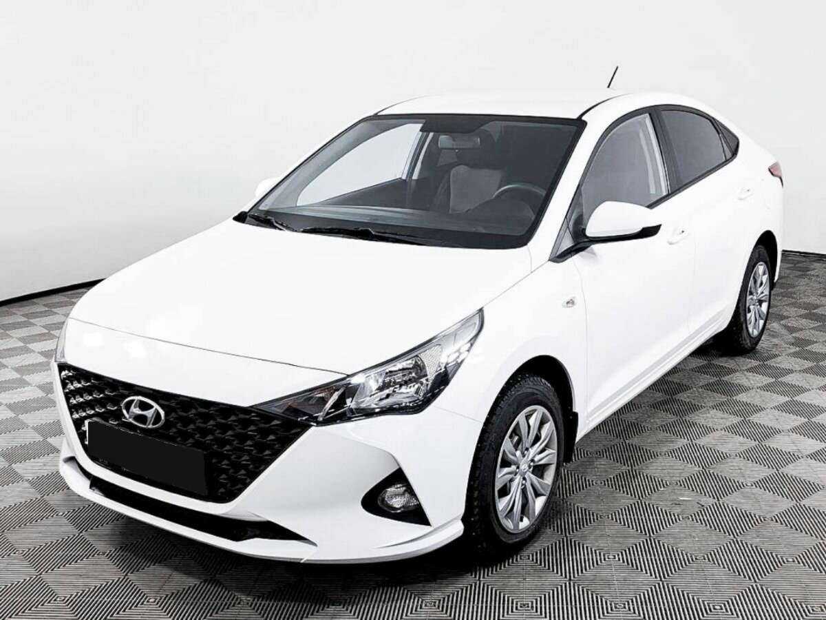 Купить Hyundai Solaris с пробегом. Посмотреть фото